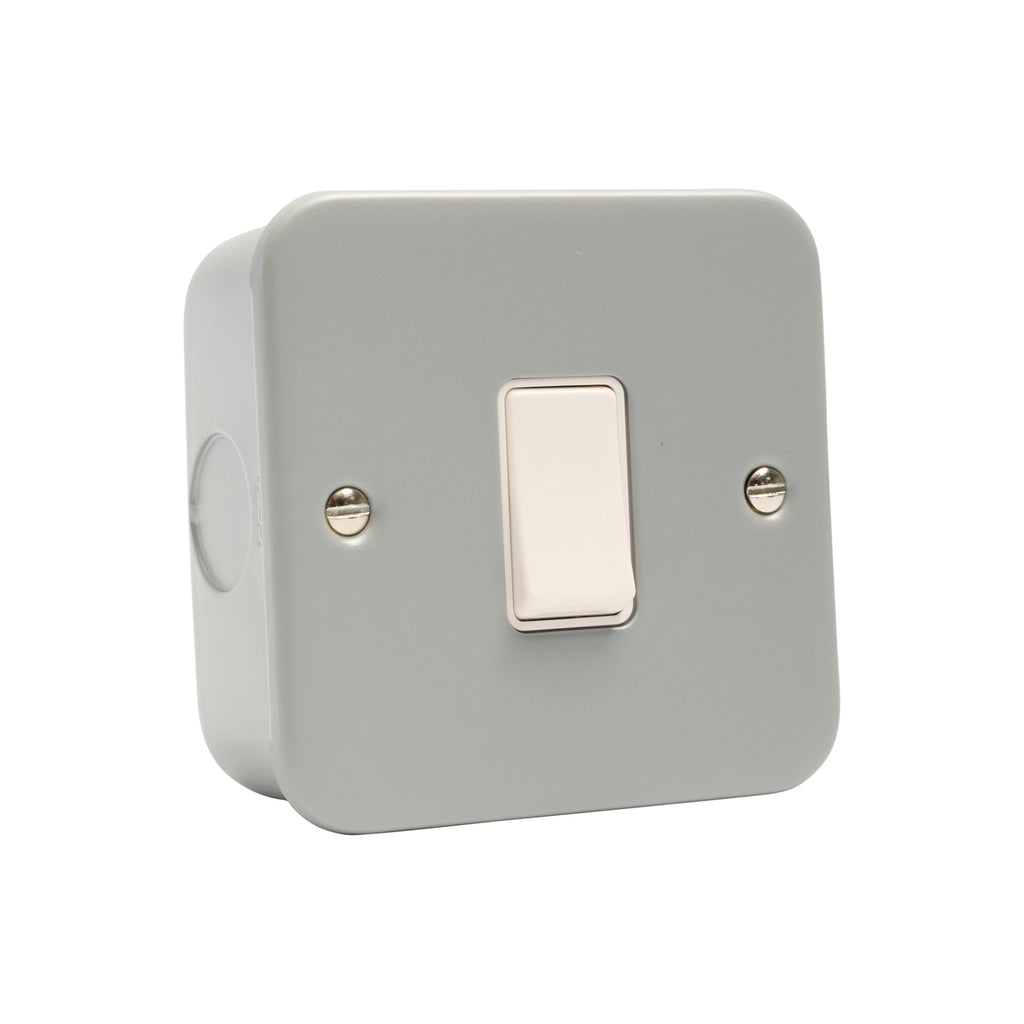 1 Gang 10a Switch - Metal Clad MC01