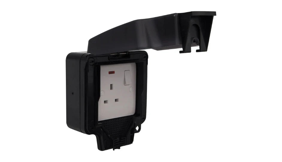 Deta Vimark WeatherPro IP66 1 Gang 13A Switched Socket DP with Neon