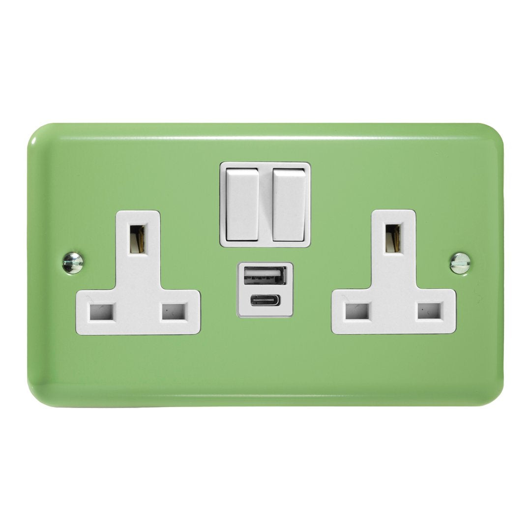 Beryl Green 2-Gang 13A Single Pole Switched Socket with 1x USB A & 1x USB C Charging Ports XY5UACW.BG